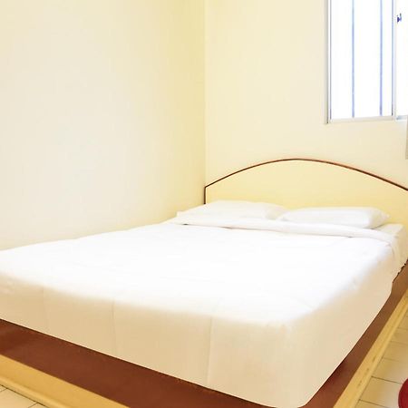 Spot On 89582 Evergreen Hotel Keningau Extérieur photo