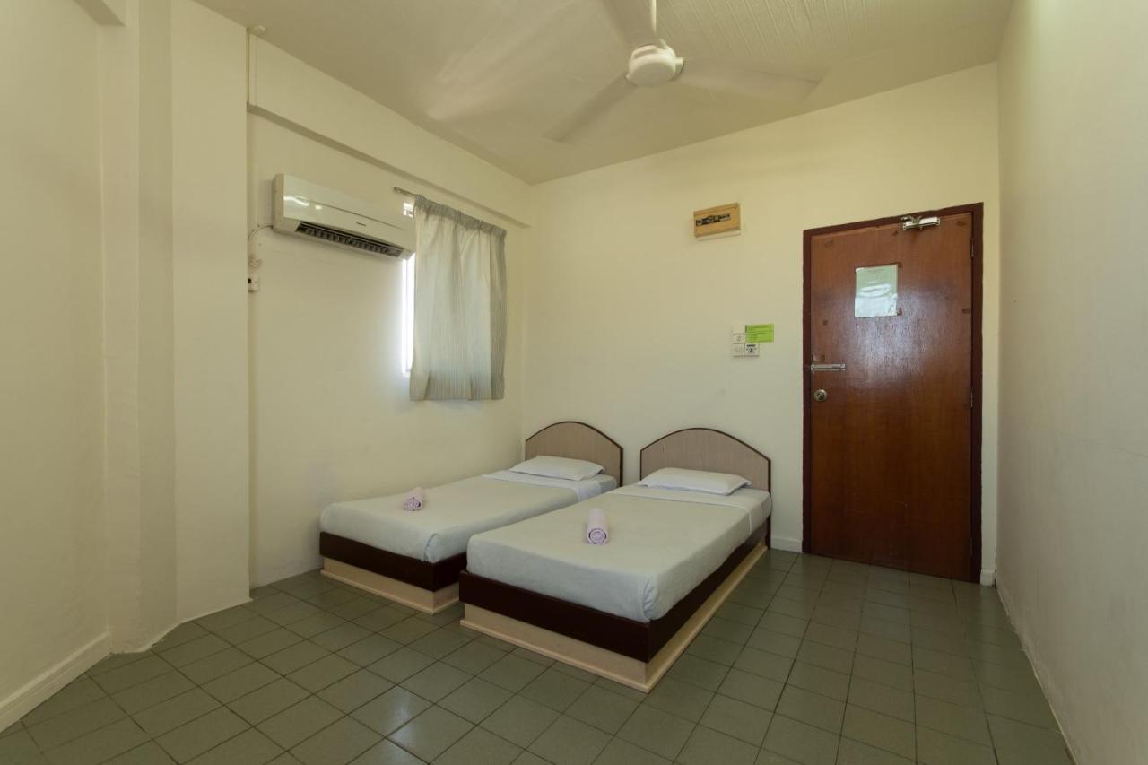 Spot On 89582 Evergreen Hotel Keningau Extérieur photo