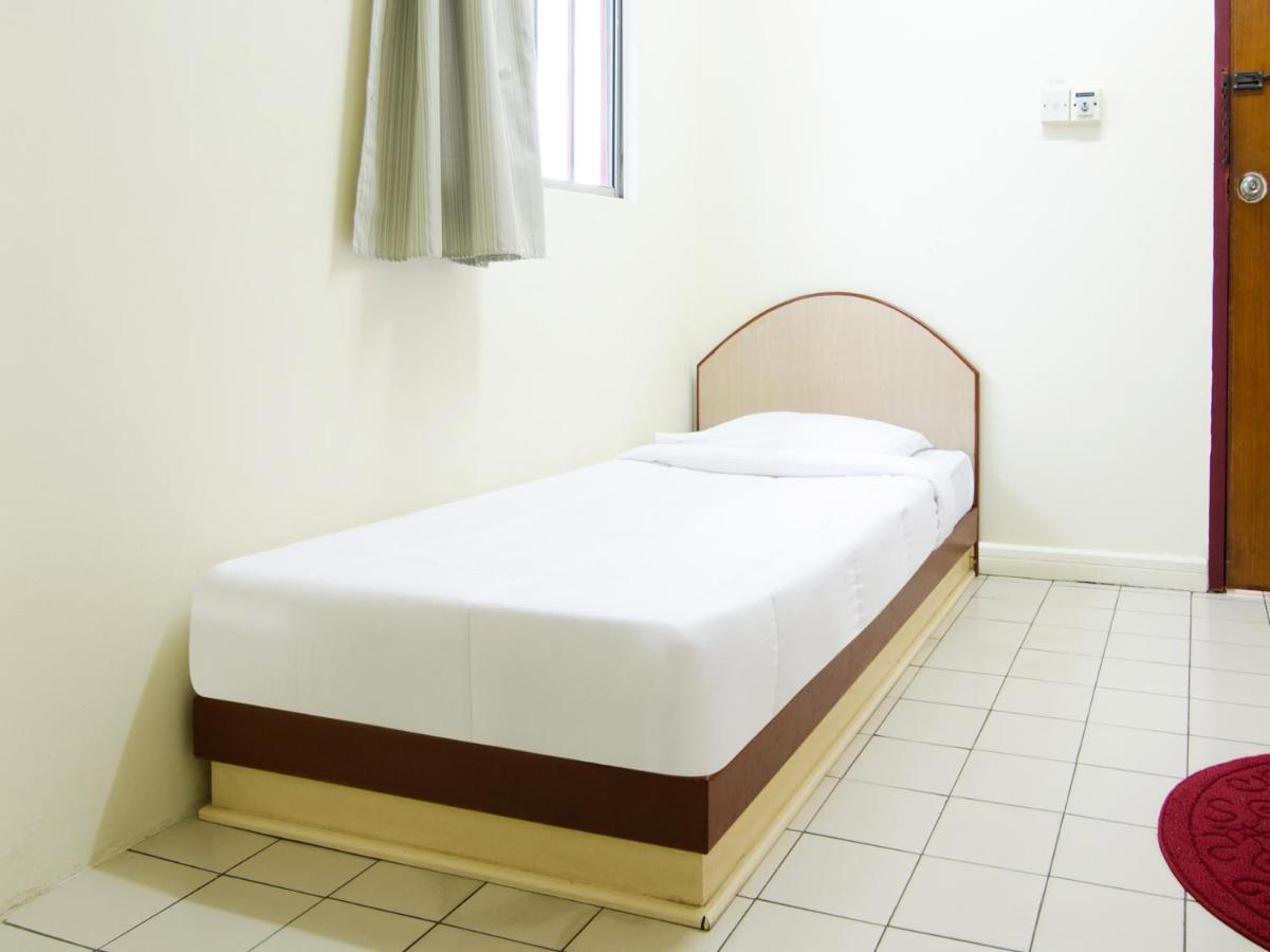 Spot On 89582 Evergreen Hotel Keningau Extérieur photo